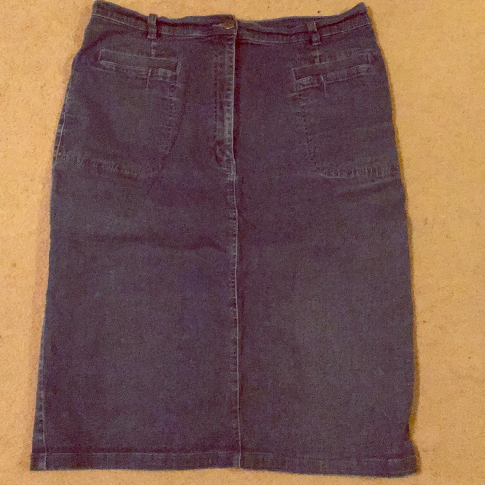 Straight cut stretch Jean skirt